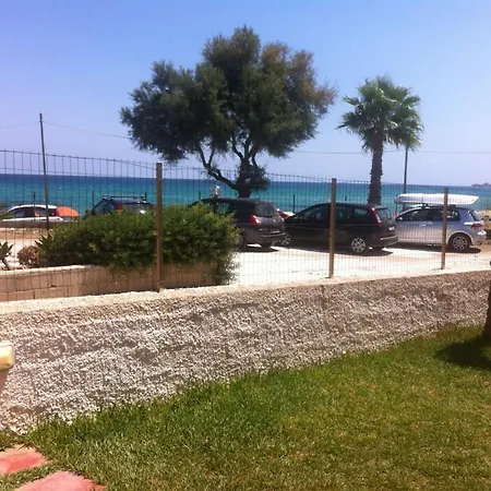 San Lorenzo A 4 Mt Dal Mare Colore Smeraldo A Due Passi Da Marzamemi וילה רייטאני