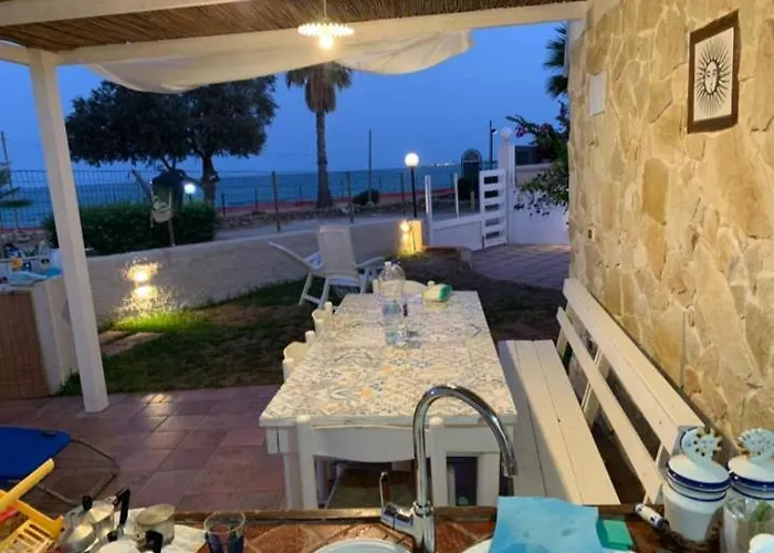 Villa San Lorenzo A 4 Mt Dal Mare Colore Smeraldo A Due Passi Da Marzamemi *